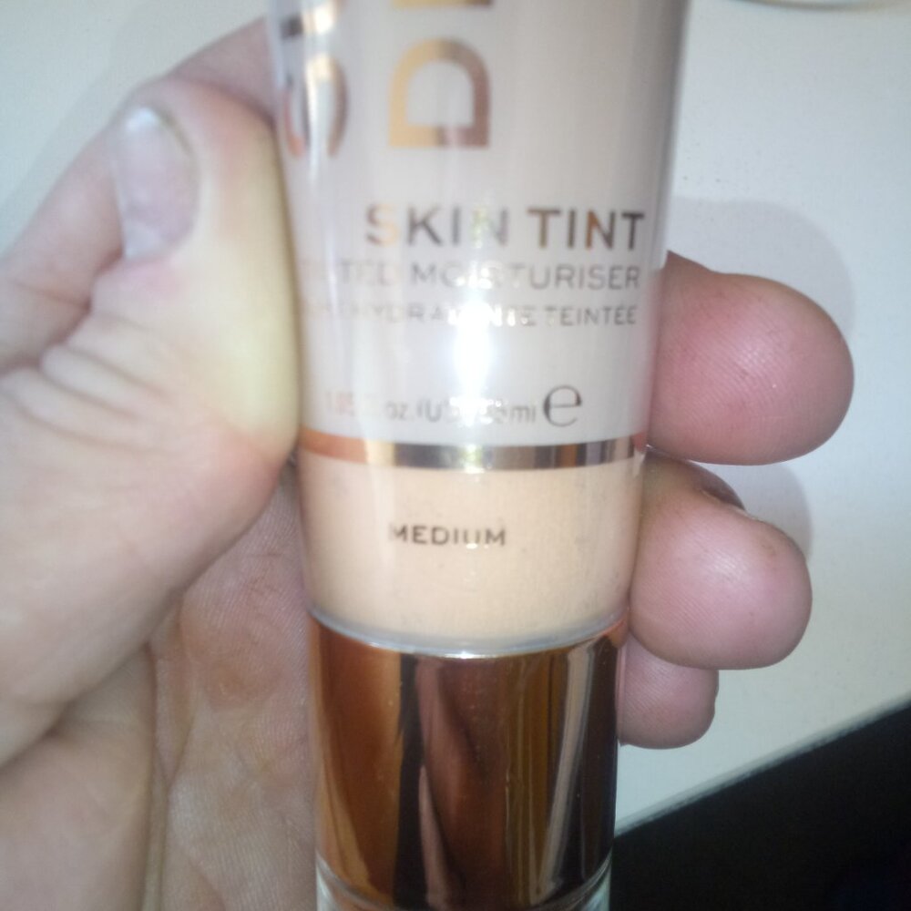 Pack of 2 Makeup Revolution Superdewy Tinted Moisturiser -  2 medium